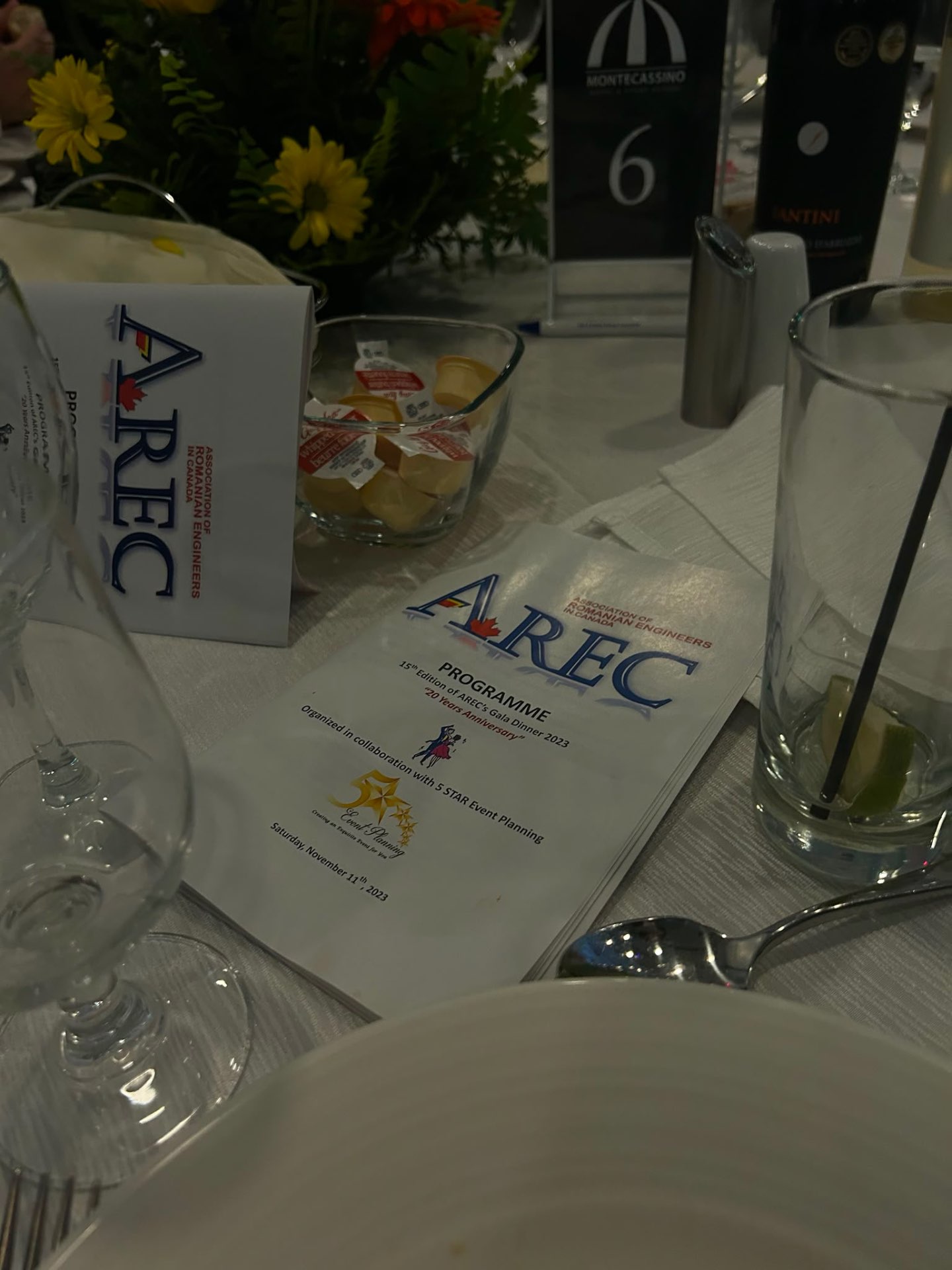 AREC Gala — Table Setting