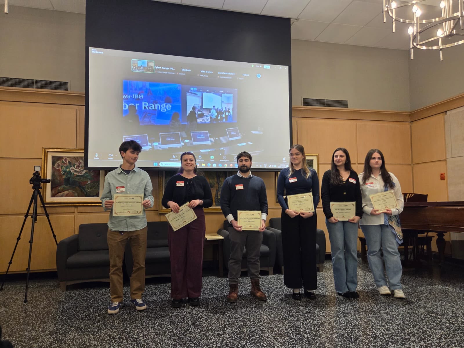 Award Winners with Certificates
